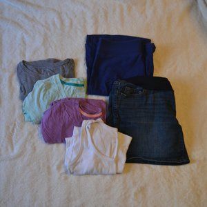 Bundle of Target branded maternity clothing